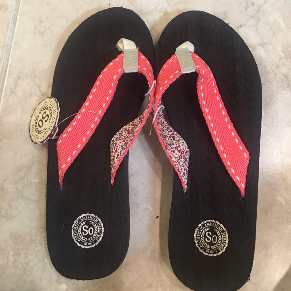 Authentic American Heritage Flip Flops NWT